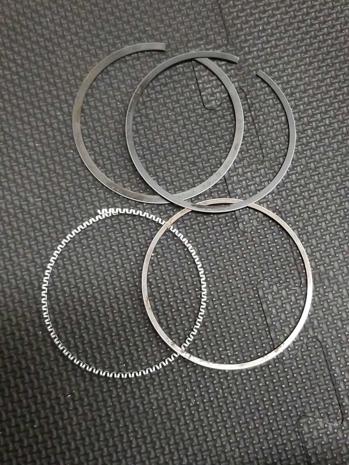 NOS Yamaha Piston 447-11631-00-96 TX650 1974-76 XS650 1976-79 OEM (3BP)