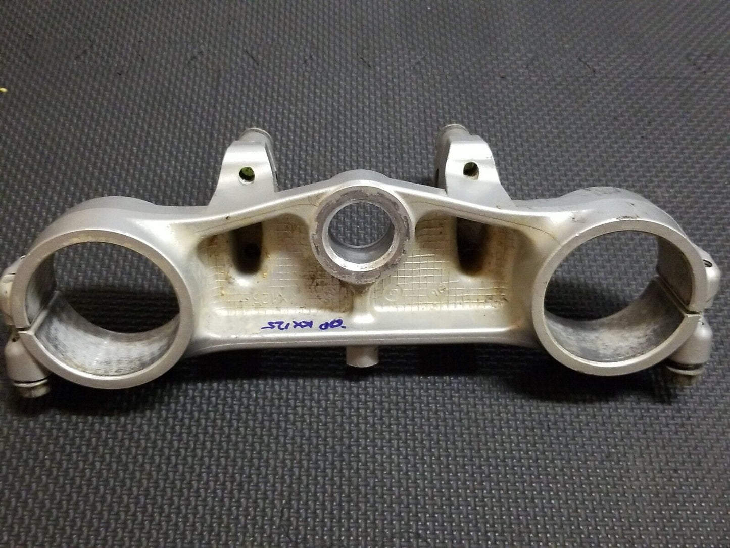 1999 2000 Kawasaki KX125 KX 125 Triple Tree Assembly Clamp 44037-1371 44039-1292