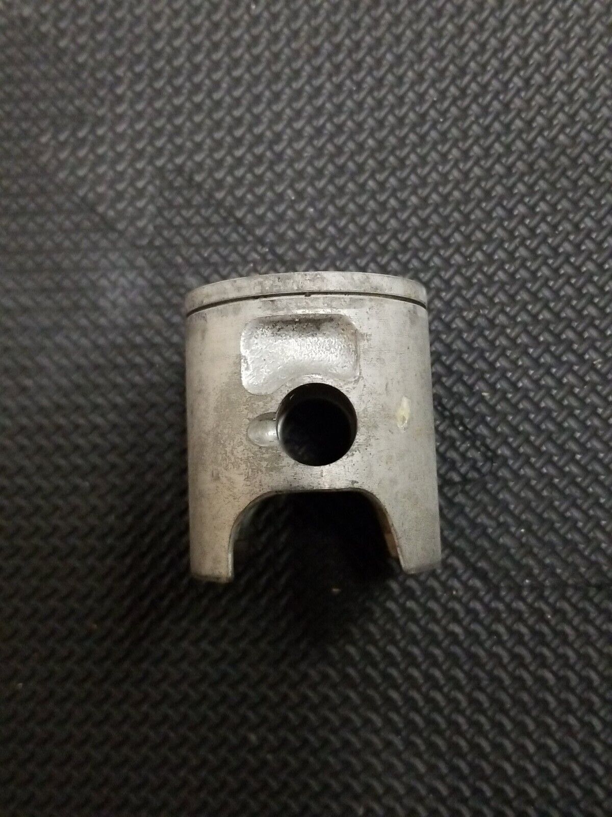 NOS Yamaha OEM Piston STD 1994-2001 YZ 80 YZ80 4ES-11631-01-B0 (3BP)