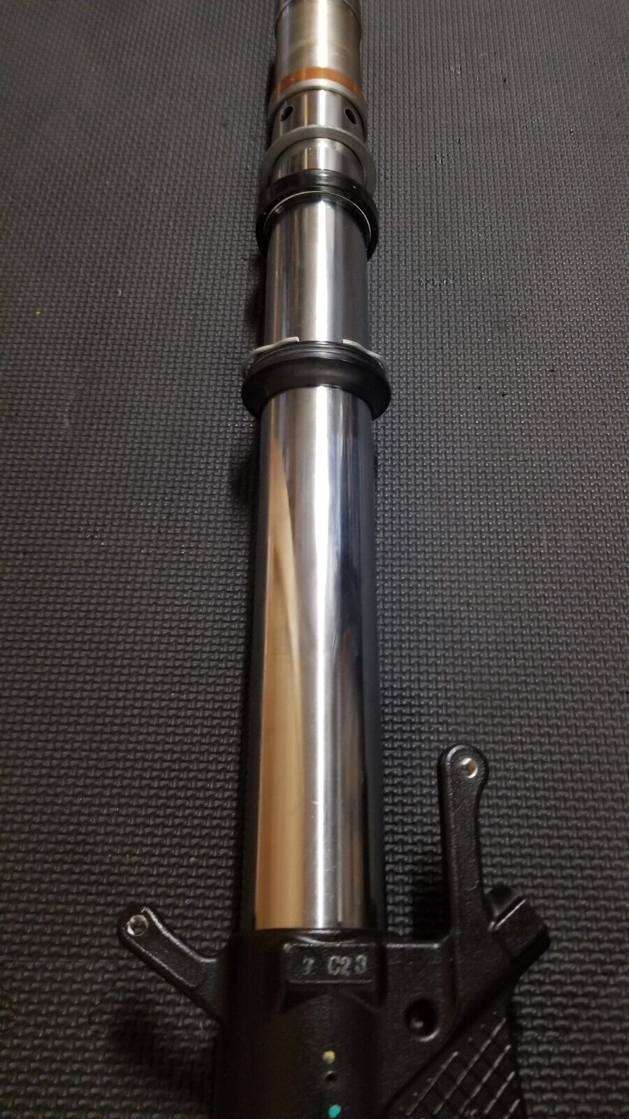 2017 2018 2020 Suzuki GSXR 1000 Front Right Fork Tube Mount R 51103-17K00