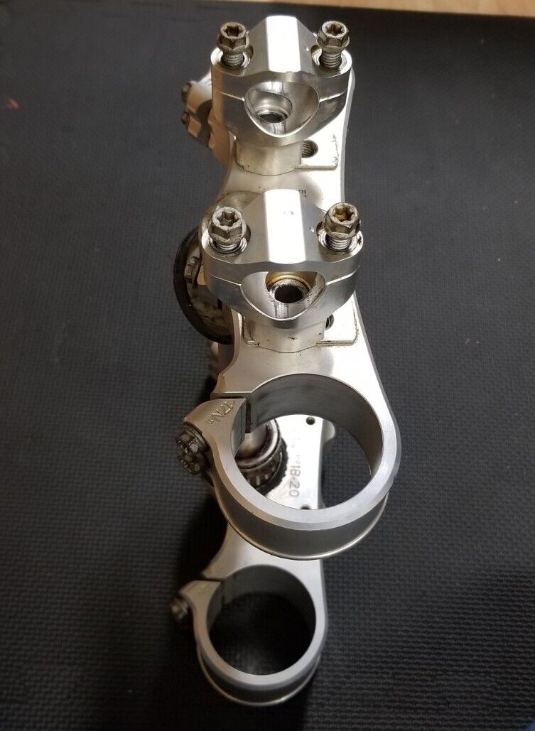 KTM Triple Clamp Adjustable Offset 20mm 2011 250 XC 2T 594010340 594010310  (SW)