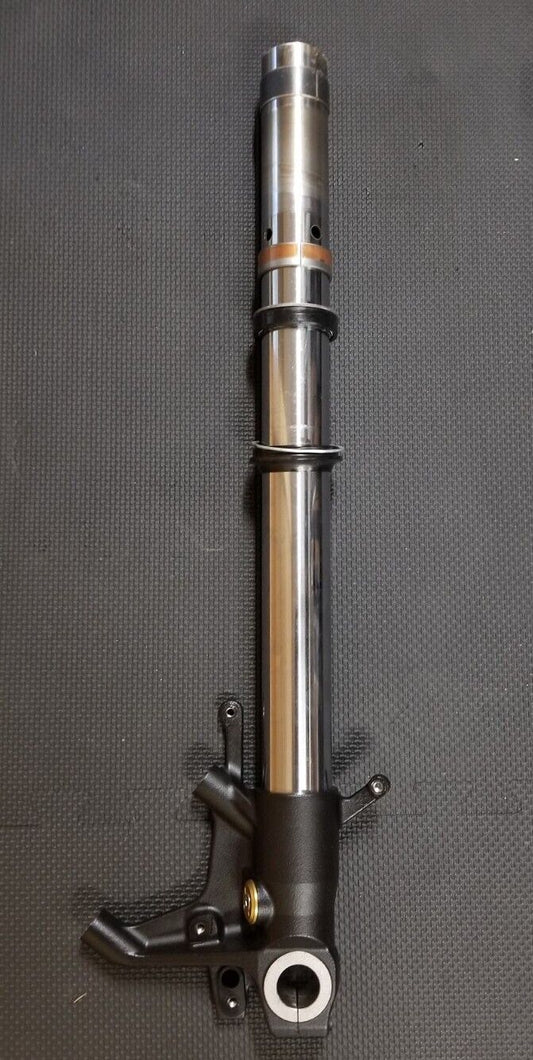 2017 2018 2020 Suzuki GSXR 1000 Front Right Fork Tube Mount R 51103-17K00